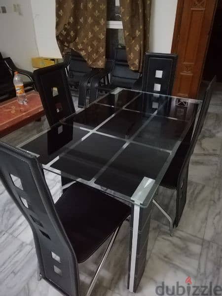 Dining table and 4chair 2
