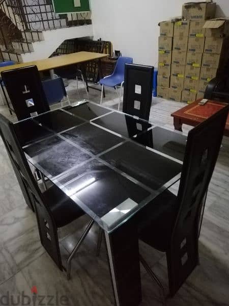 Dining table and 4chair 3