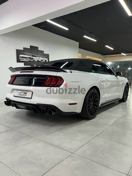 Ford Mustang 2018 4