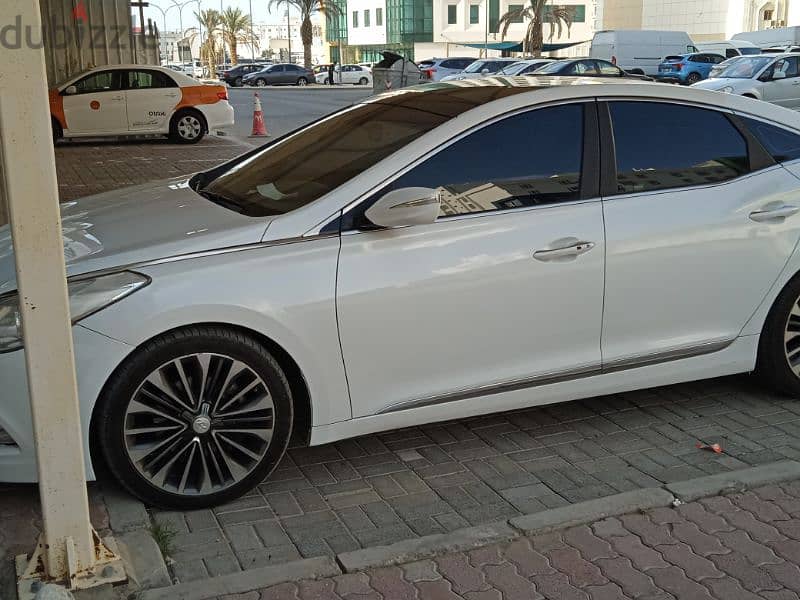 Hyundai azera full option v6 panorama 4