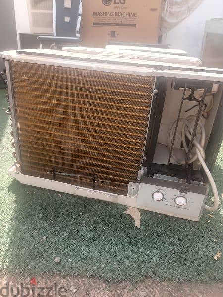 Window AC GREE 1.5 small compressor wood quality made in China 4