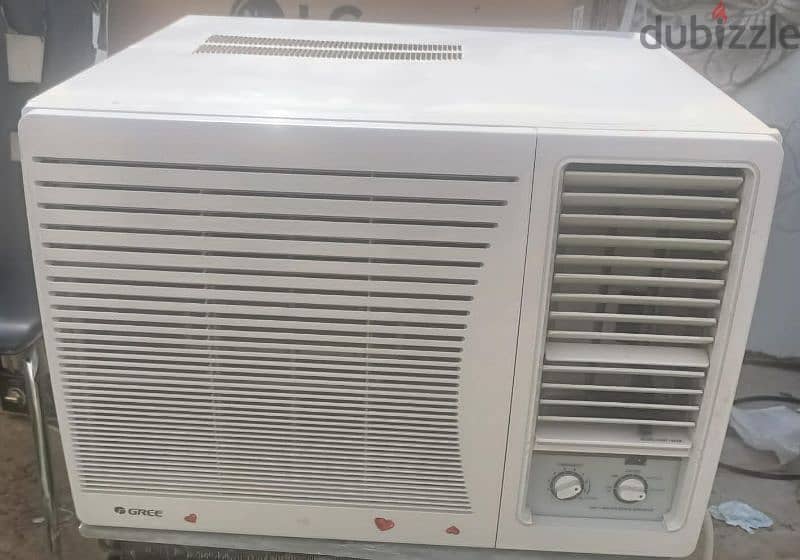 Window AC GREE 1.5 small compressor wood quality made in China 7