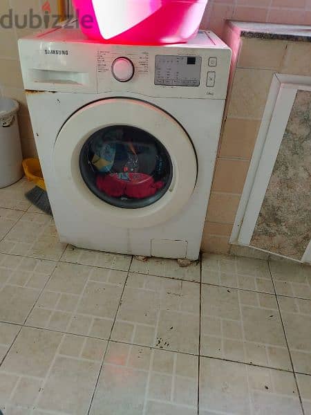 Good Condition washing machine 1
