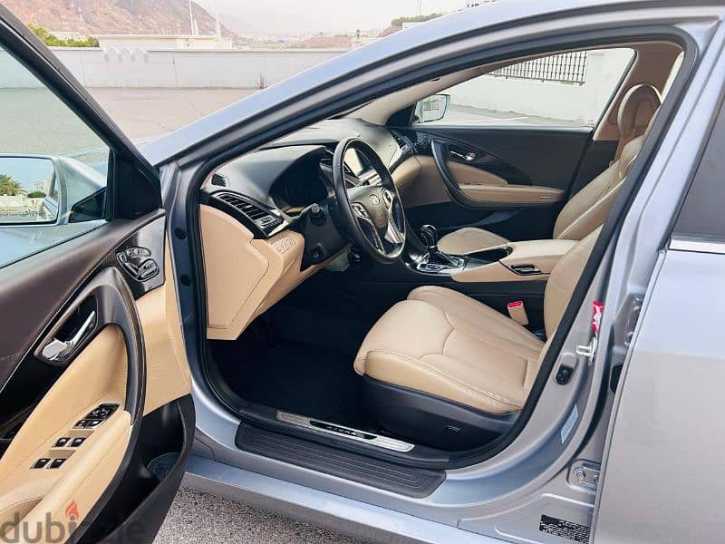 Hyundai Azera 2017 GCC Oman for sale 13