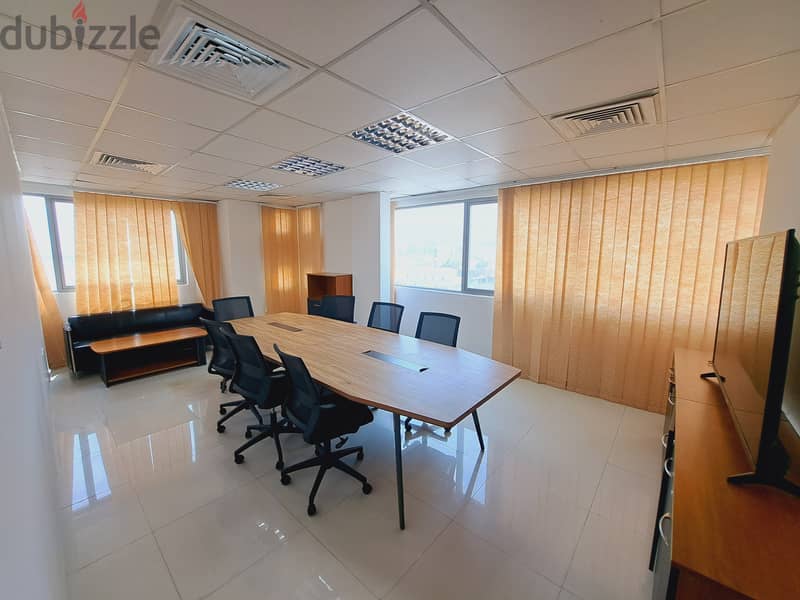 مكتب للايجار الغبره/Office for rent in Al Ghubra 2