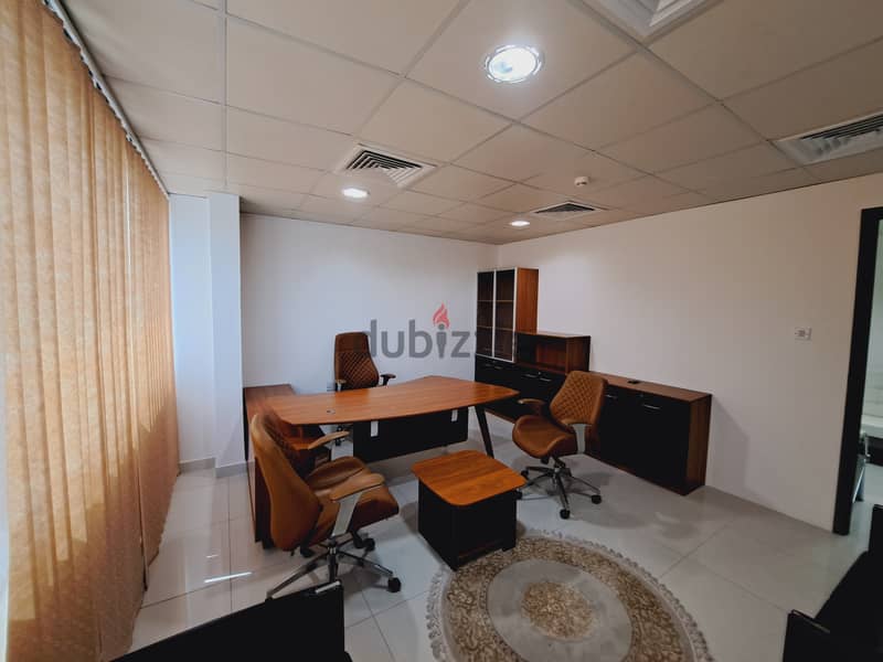 مكتب للايجار الغبره/Office for rent in Al Ghubra 6