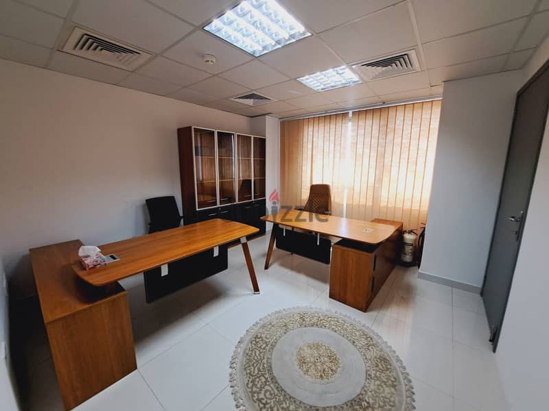 مكتب للايجار الغبره/Office for rent in Al Ghubra 7