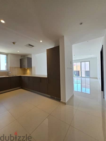 LUXURIOUS 2 BR APARTMENT AVAILABLE FOR RENT IN AL MOUJ 4