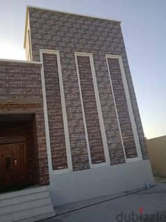 منزل للايجار في السيب سور ال حديد خلف المدارس الحكومية. .