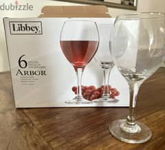NEW Beautiful wine glasses, 6 pieces