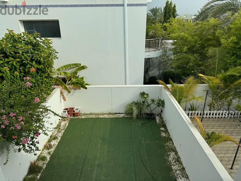 2 bedrooms, 3 bathrooms townhouse The Wave / Furn- 900 / Non Furn- 750 13