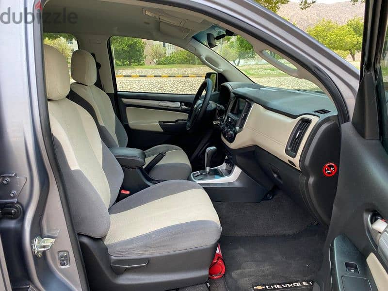 Chevrolet Trailblazer 2019 GCC oman for sale 17