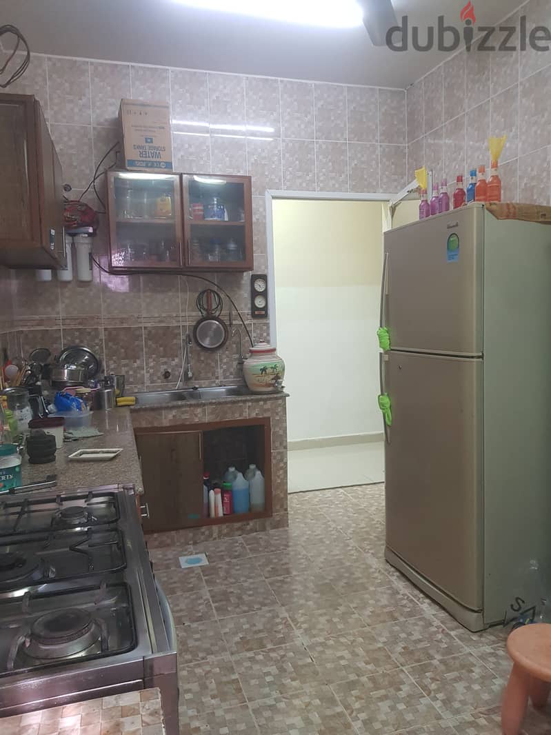 FULLY FURNISHED FLAT RENT MONTH OF JULY 10