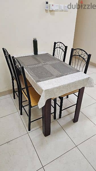 Dining Table with 4 chairs 2