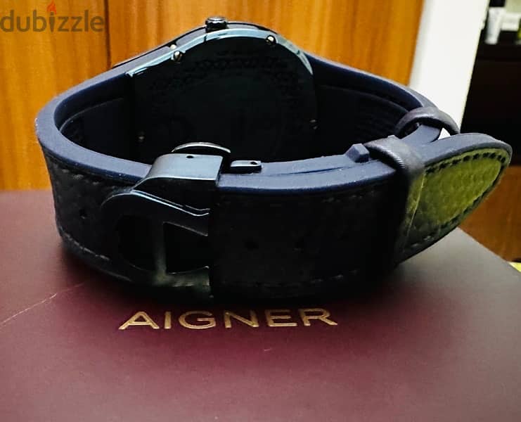 Aigner Watch with Rubber Strap 1