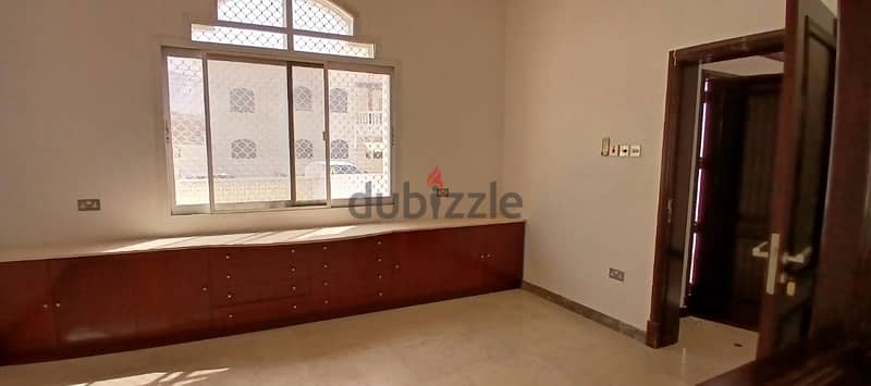 Al Khuwair 6bhk + maids room, spacious villa with garden and parking 2