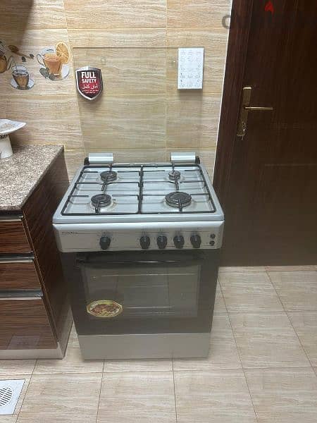 Appliances in excellent condition 3