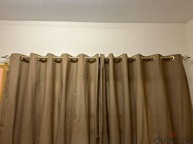 Full Lenght Curtain 1
