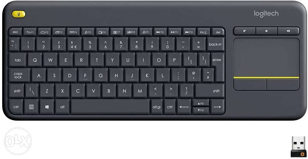 Logitech K400 Plus wireless keyboard and touchpad 1