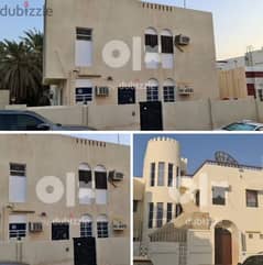 منزلين منفصلين للبيع في مرتفعات القرم طريق تنمية نفط عمان