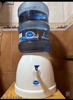 Water Dispenser with 5 bottles