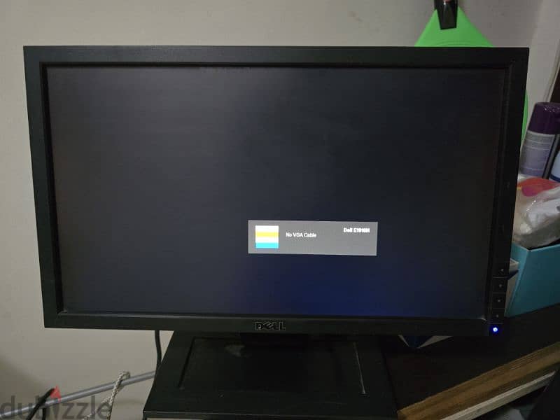 LCD Monitor 19 " - Good Condition 4