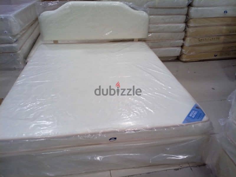 bed all size avavailible single mediam queen king all furniture avave 8