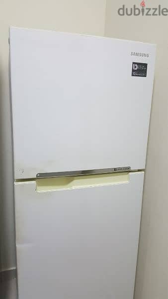 Urgent sale of Samsung refrigerator. 2