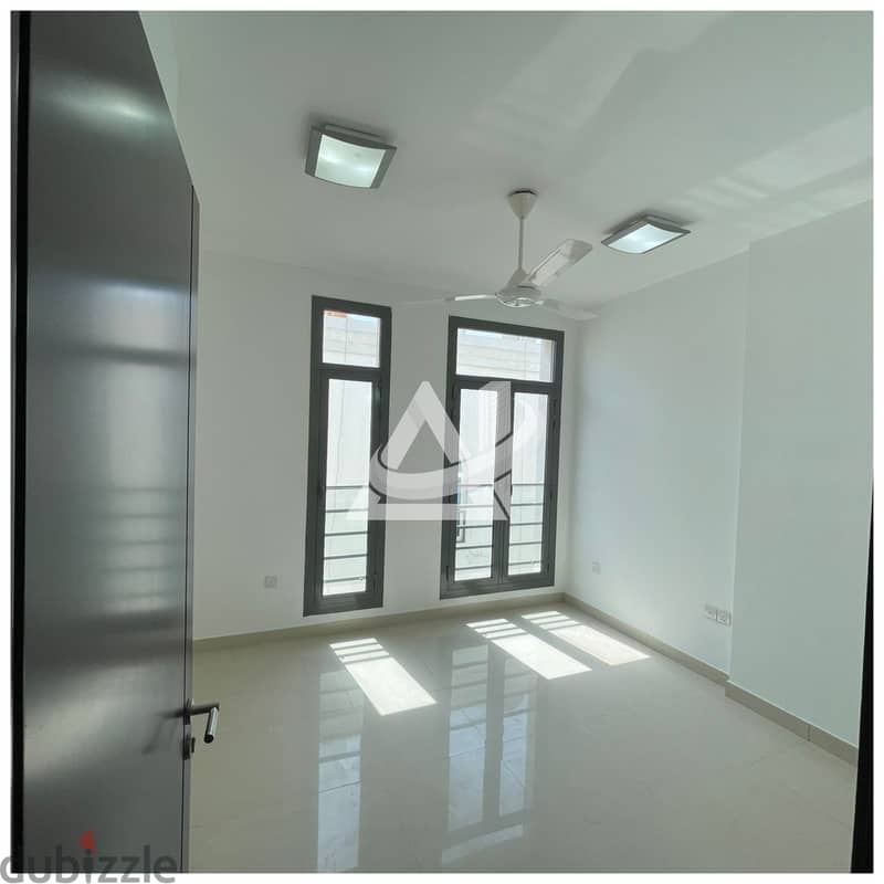 ADA65**Spacious 2BHK Penthouse apartement for rent in khuwair 14