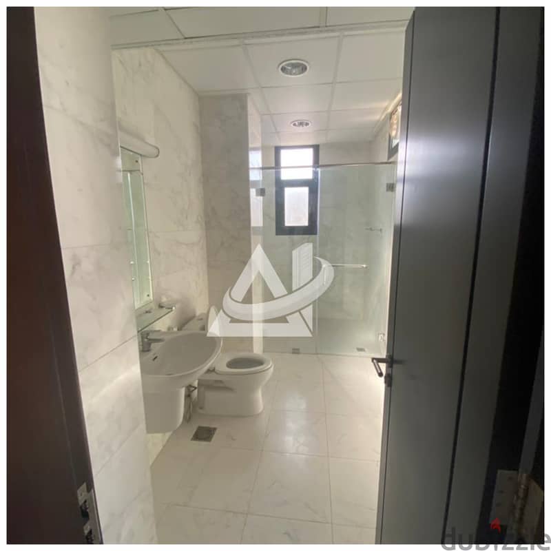 ADA69**2BHK Apartement for rent in Al Khuwair 3