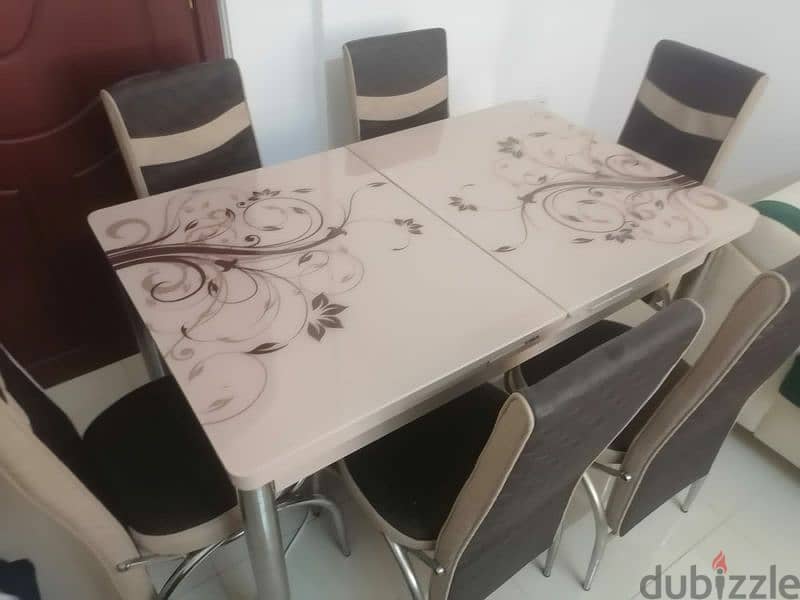 extendable dinning table طاولة سفرة 1