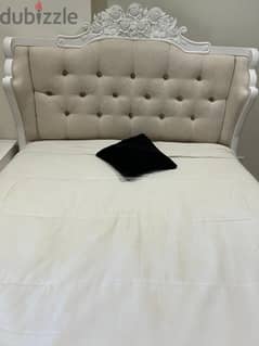 New Louis Queen Bed, size 150X200 0