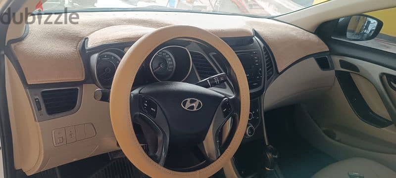 Hyundai Elantra 2015 9