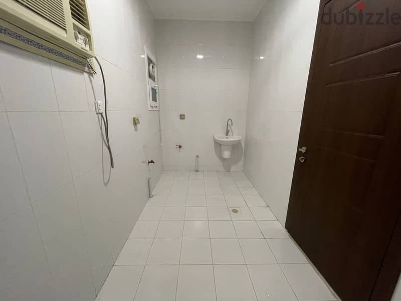 5 + 1 Bedrooms 6 bathrooms, Villa for rent in the Al Ghubrah 17