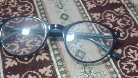 نظارة طبية إيطالية وصينية Italian and Chinese eyeglasses