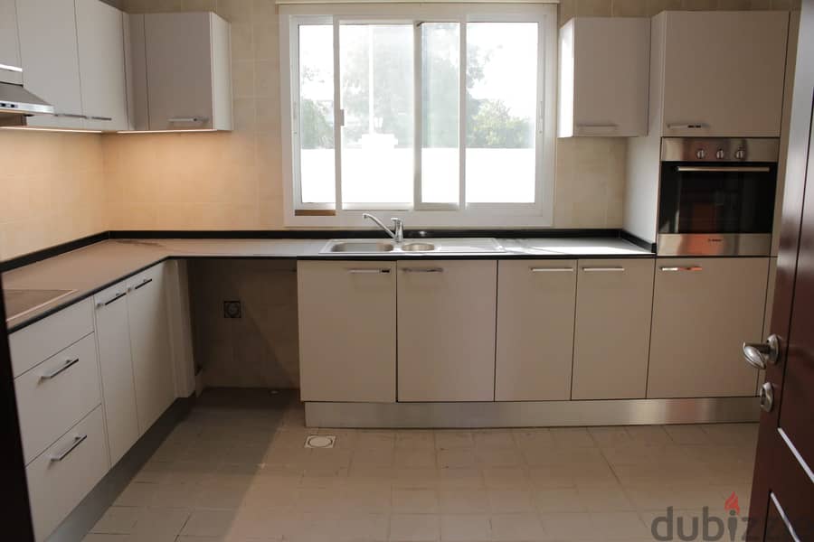 ADV 919** 3BHK + Maid's villa for rent located in Qurum 8