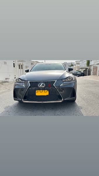 Lexus IS-300 2020