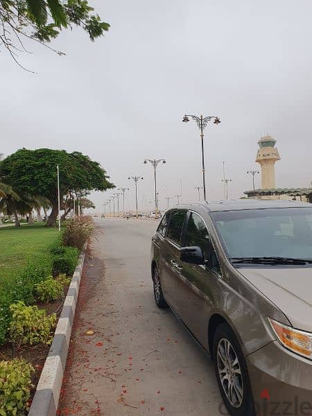 هوندا أوديسي وكالة عمان بدون حوادث ولاصبغ صيانة الوكالة المالك الأول 3