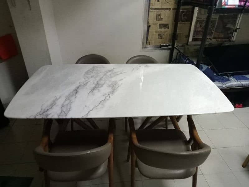 Marble Dinning table with 4 chair 1