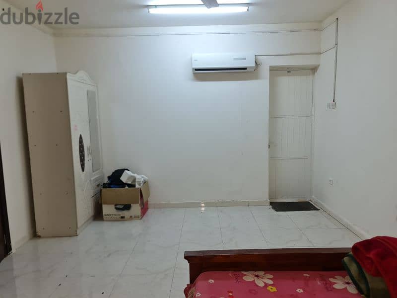 Room for rent (only WhatsApp) 1