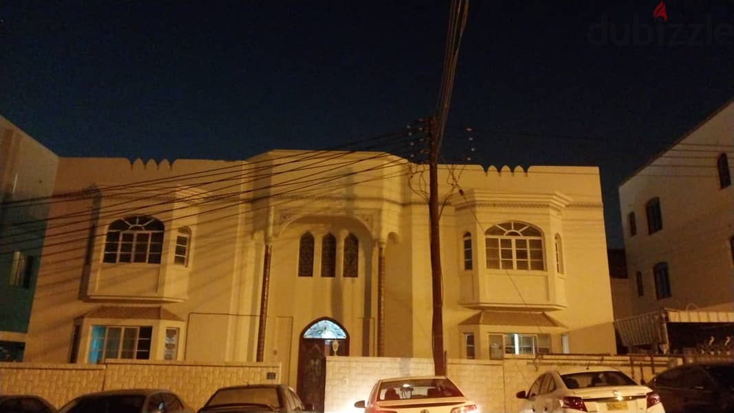 شقق للايجار بالخوير شارع التقنية قريب مسجد محمد بن تيمور 95357551 1
