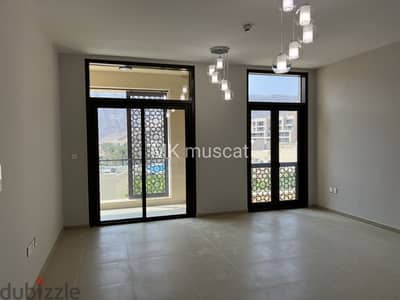 شقة موثثه بلکامل للبیع/تقسیطFully furnished apartment/2.5%down payment