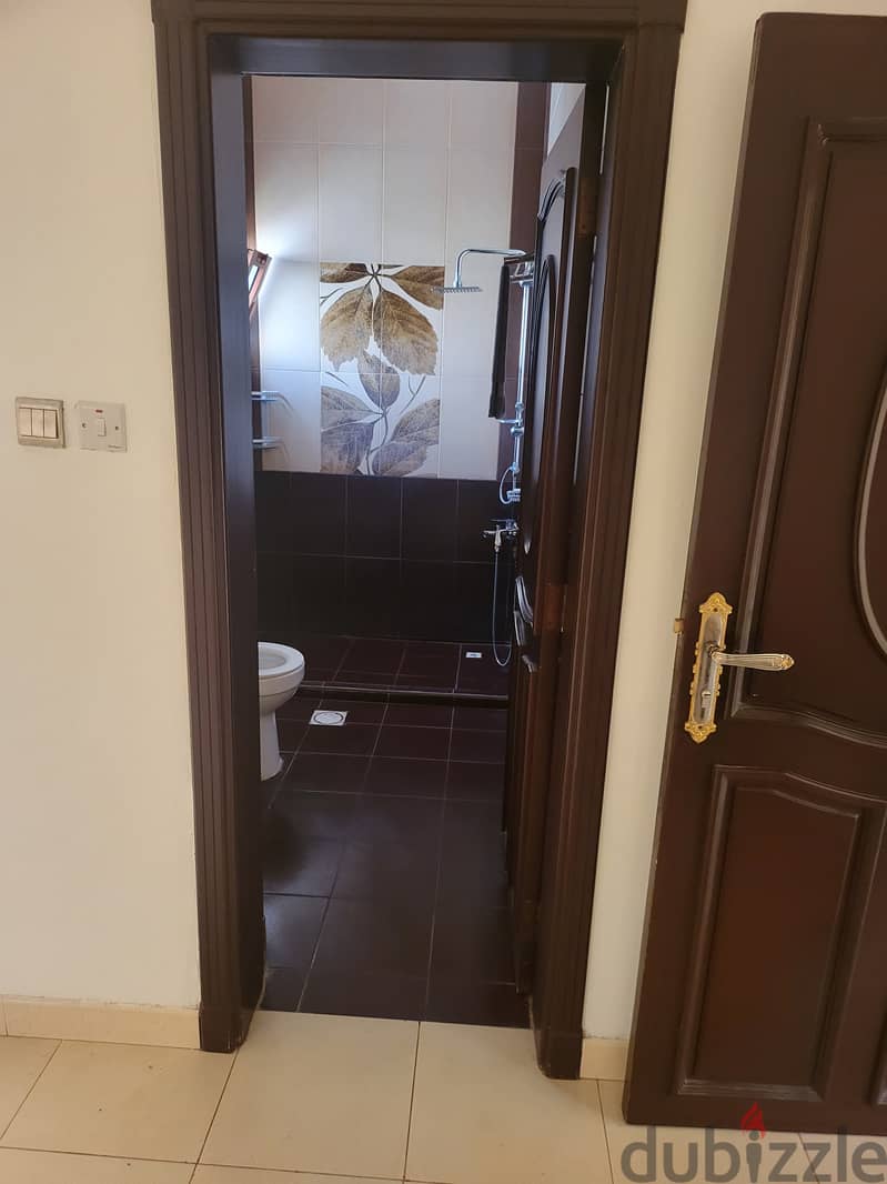 1 one room for rent at Qurum Height near to the Leves Coffee 1