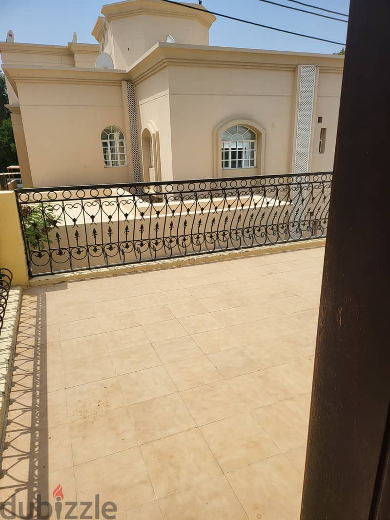 1 one room for rent at Qurum Height near to the Leves Coffee 6