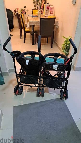 double stroller excellent condition like new 1