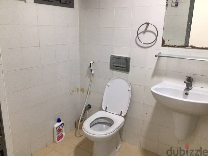 2 bhk flat for rent in mumtaz heights ruwi 3 toilets 11