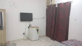 Room for rent in Al Khuwair غرفه للايجار في الخوير
