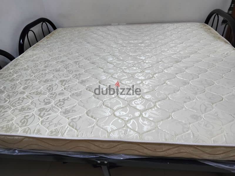 for sale 2 bed & Medical mattress/ Raha, 3 month use only 3