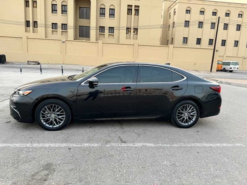 Lexus ES-Series 2018 4