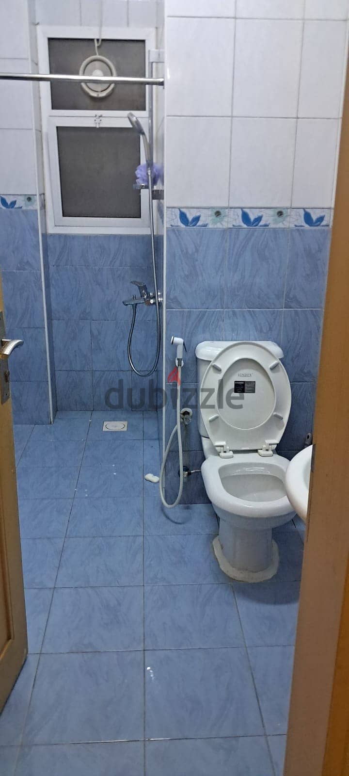 Single bedroom with toilet kithen sharing for indian family or couple 2